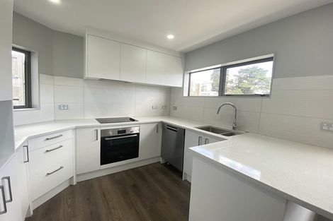 Photo of property in 7a La Trobe Street, Pakuranga Heights, Auckland, 2010