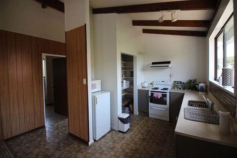 Photo of property in 10 Huia Street, Waikawa, Picton, 7220