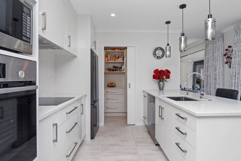 Photo of property in 15 Layla Place, Katikati, 3178