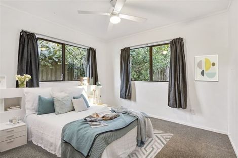 Photo of property in 52 Ferry Road, Arkles Bay, Whangaparaoa, 0932