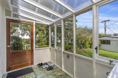 Photo of property in 15a Streatlam Crescent, Strathmore Park, Wellington, 6022