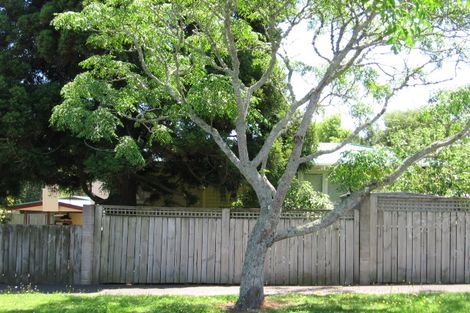Photo of property in 7 Addison Street, Blockhouse Bay, Auckland, 0600