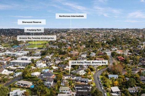 Photo of property in 2/22 Valley Road, Browns Bay, Auckland, 0630