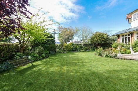 Photo of property in 22 Valpy Street, Saint Clair, Dunedin, 9012