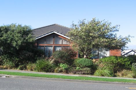 Photo of property in 171 Westchester Drive, Churton Park, Wellington, 6037