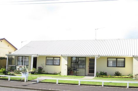 Photo of property in 13 Henui Street, Strandon, New Plymouth, 4312