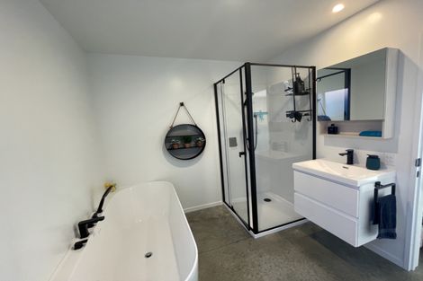 Photo of property in 2/2a Rhodes Street, Parkside, 7910