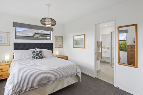 Photo of property in 7 Packard Crescent, Halswell, Christchurch, 8025