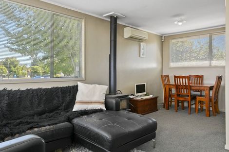 Photo of property in 27 Runuku Grove, Turangi, 3334