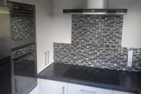 Photo of property in 3a Leo Place, Kawaha Point, Rotorua, 3010