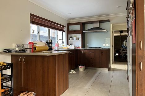 Photo of property in 4 Lissleton Drive, East Tamaki, Auckland, 2013