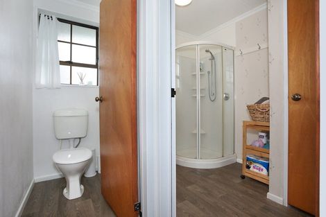 Photo of property in 36 Criterion Street, Bulls, 4818