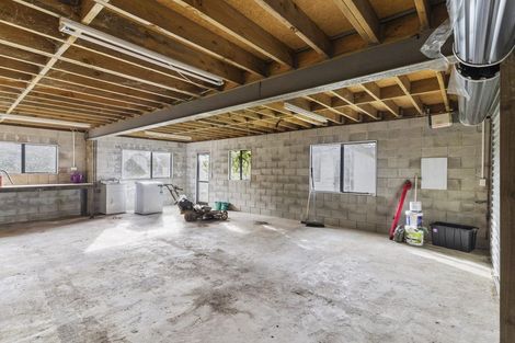 Photo of property in 18 Chislehurst Street, Henderson, Auckland, 0612