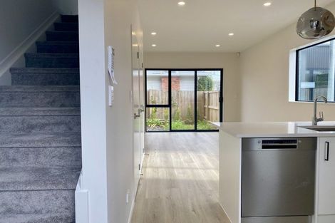 Photo of property in 3/35 Renata Crescent, Te Atatu Peninsula, Auckland, 0610