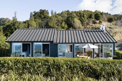 Photo of property in 15 Ngapera Way, Omori, Turangi, 3381