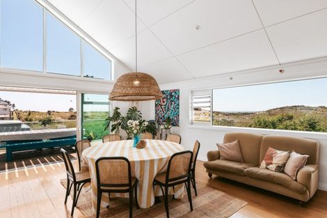 Photo of property in 1343 Papamoa Beach Road, Papamoa Beach, Papamoa, 3118