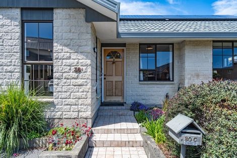 Photo of property in 2/30c Greers Road, Ilam, Christchurch, 8041