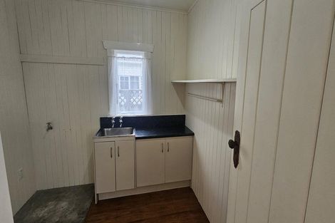 Photo of property in 46 Sackville Street, Fitzroy, New Plymouth, 4312