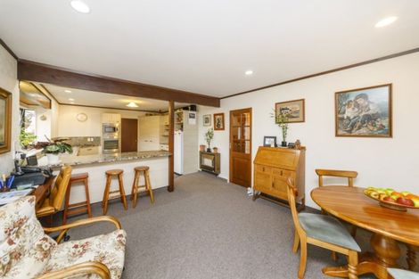 Photo of property in 17 Ashburn Lane, Awapuni, Palmerston North, 4412