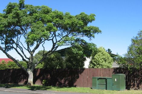 Photo of property in 91 Oreil Avenue, West Harbour, Auckland, 0618