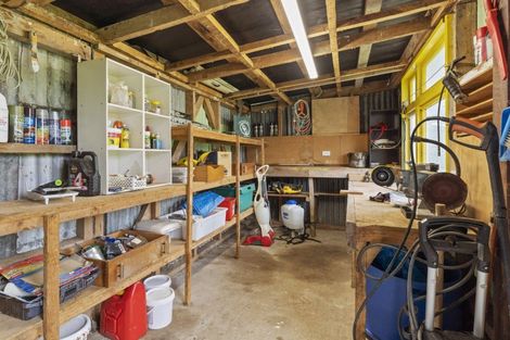 Photo of property in 103 Atkinson Avenue, Otaki Beach, Otaki, 5512