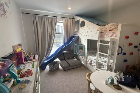 Photo of property in 34 Huri Street, Mangere Bridge, Auckland, 2022