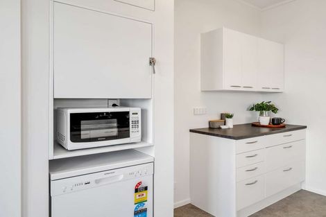 Photo of property in 36 Wilton Street, Levin, 5510