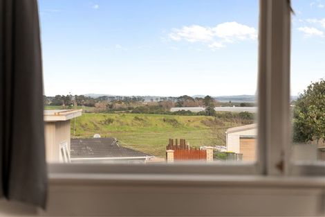 Photo of property in 31 Prangley Avenue, Mangere, Auckland, 2022