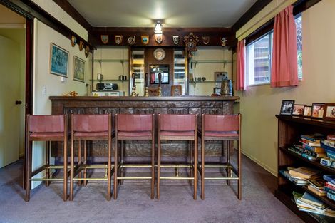 Photo of property in 11 Ellangowan Road, Waiake, Auckland, 0630