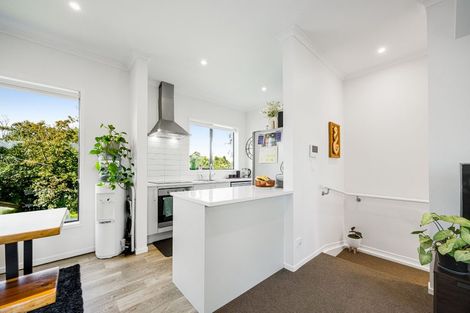 Photo of property in 500f Te Atatu Road, Te Atatu Peninsula, Auckland, 0610