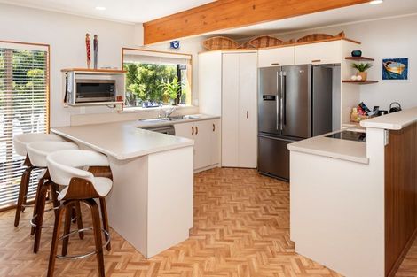 Photo of property in 7 Evelyn Road, Cockle Bay, Auckland, 2014