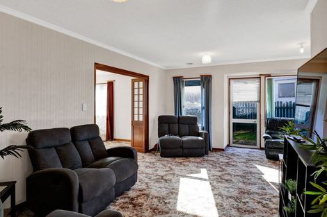 Photo of property in 11 Ponderosa Place, Opunake, 4616