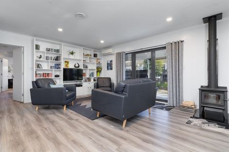 Photo of property in 26 Humphries Street, Greytown, 5712