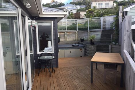Photo of property in 1 Fettes Crescent, Seatoun, Wellington, 6022