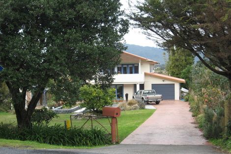 Photo of property in 61 Ocean Beach Road, Tairua, 3508