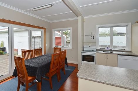 Photo of property in 10 Dinniss Avenue, Regent, Whangarei, 0112