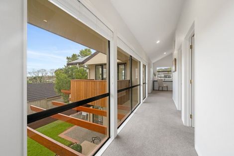 Photo of property in 37 Westerham Drive, Dannemora, Auckland, 2016