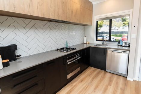 Photo of property in 8 Fitch Lane, Wallaceville, Upper Hutt, 5018