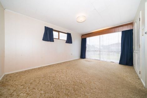 Photo of property in 18 Ellesmere Crescent, Highbury, Palmerston North, 4412