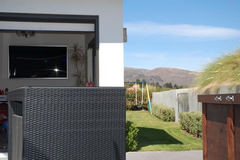 Photo of property in 9 The Dunes, Cromwell, 9310