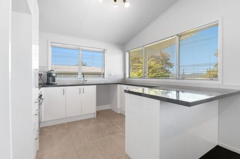 Photo of property in 3 Paterson Grove, Pukehangi, Rotorua, 3015