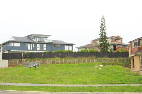 Photo of property in 18 Compass Way, Half Moon Bay, Auckland, 2012