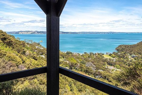 Photo of property in 27 Okoka Road, Omiha, Waiheke Island, 1081