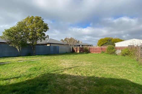 Photo of property in 70 Dunedin Street, Redwood, Christchurch, 8051
