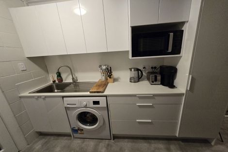 Photo of property in 56 Beach Haven Road, Beach Haven, Auckland, 0626