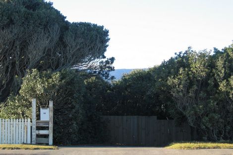 Photo of property in 84 Marine Parade, Otaki Beach, Otaki, 5512