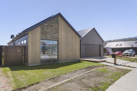 Photo of property in Wooing Tree Vineyard Ltd, 13 Vintage Street, Cromwell, 9310