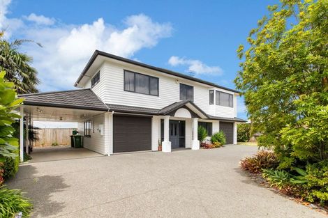 Photo of property in 5 Hocken Place, Mangere Bridge, Auckland, 2022