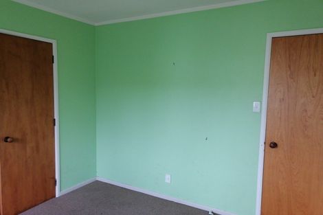 Photo of property in 2/8 Sunburst Street, Papakura, 2110