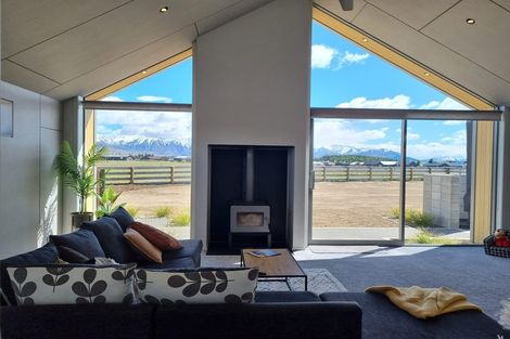 Photo of property in 21 Peak Drive, Twizel, 7901